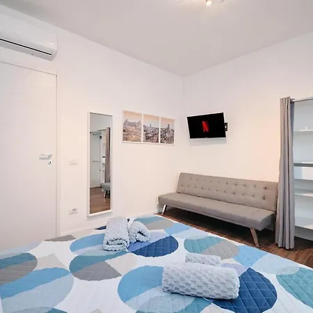 Apartament New Gens Iulia 2 Min Da Stazione Trastevere