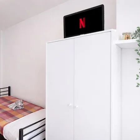 Gens Iulia 2 Min Da Stazione Trastevere By Hotea Apartment Rome